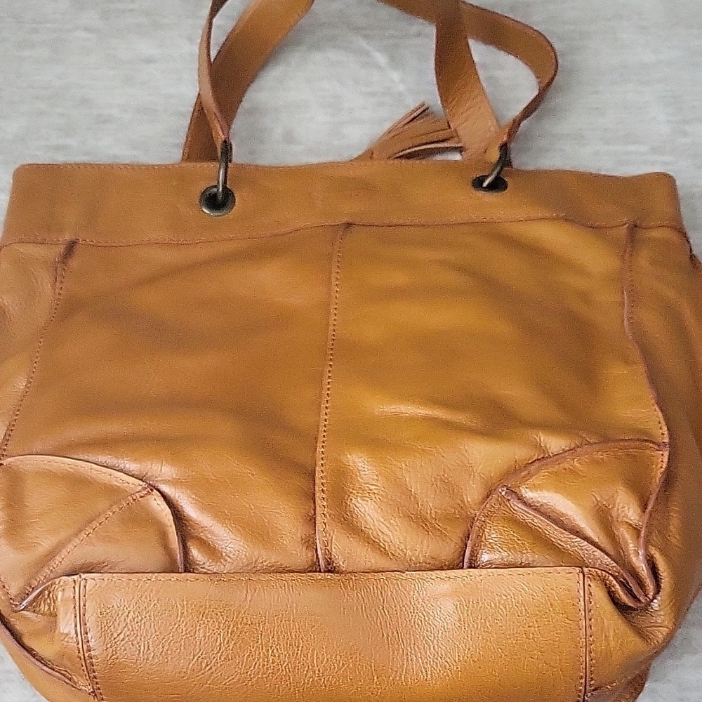 Jessica Simpson Tan Leather Shoulder Bag - Picture 3 of 4